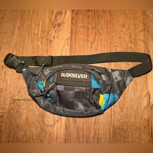Quiksilver Black and Yellow Rugged Men’s Belt Bag Sporty Men’s Sling Bag